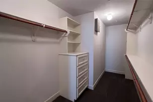 2710 Hullsmith Dr, Houston, TX 77063 - Photo 26