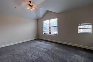 2710 Hullsmith Dr, Houston, TX 77063 - Photo 18