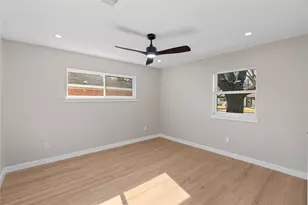 9203 Kapri Ln, Houston, TX 77025 - Photo 18