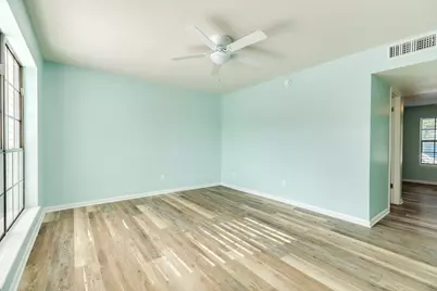 711 7th Street #1, Galveston, TX 77550 - Photo 2