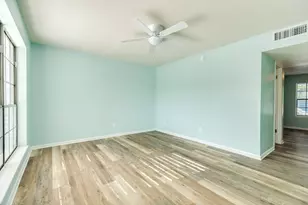 711 7th St, Galveston, TX 77550 - Photo 2