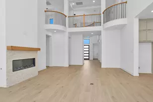 1535 Warm Spgs Dr, Missouri City, TX 77459 - Photo 4