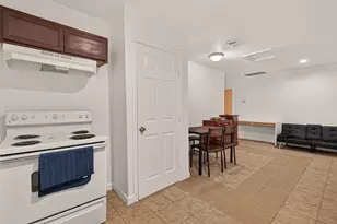 13703 Segrest Dr, Houston, TX 77047 - Photo 10