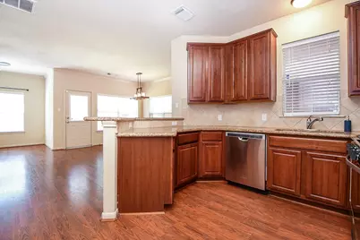 5215 Brinkman Court, Houston, TX 77091 - Photo 16