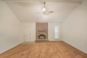 3 Lazybrook St, Angleton, TX 77515 - Photo 6