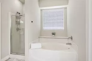 972 Cypress Ln, Dayton, TX 77535 - Photo 22