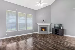 972 Cypress Ln, Dayton, TX 77535 - Photo 10