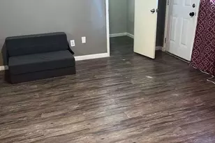 10915 Gatlinburg Dr, Houston, TX 77031 - Photo 8