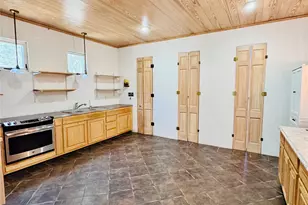 195 Park Dr, La Grange, TX 78945 - Photo 18