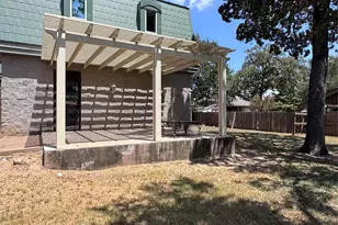 195 Park Dr, La Grange, TX 78945 - Photo 8