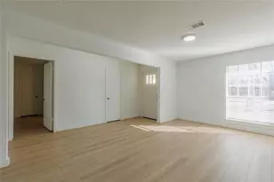 1106 Twin Falls Rd, Houston, TX 77088 - Photo 18