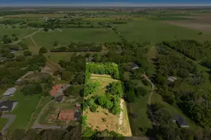 11802 Joyce Ln, Needville, TX 77461 - Photo 1