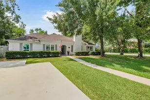 8851 Larston St, Houston, TX 77055 - Photo 2