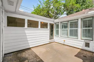 8851 Larston St, Houston, TX 77055 - Photo 36