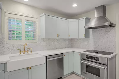 8851 Larston Street, Houston, TX 77055 - Photo 16