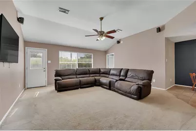 2701 Quail Run Drive, Alvin, TX 77511 - Photo 8