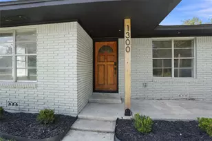 1300 Basin St, Bay City, TX 77414 - Photo 4