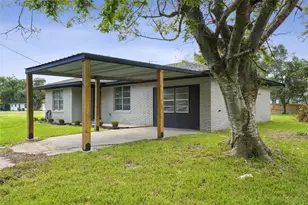 1300 Basin St, Bay City, TX 77414 - Photo 1