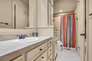 75 S Player Crest Cir, Spring, TX 77382 - Photo 32