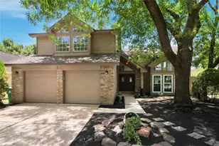 5447 Haven Oaks Dr, Houston, TX 77339 - Photo 2