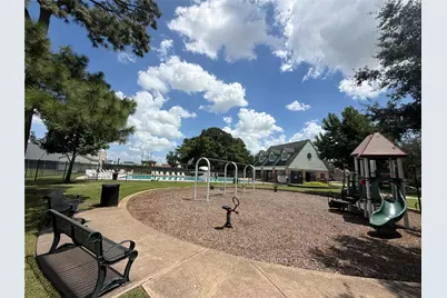 24626 Lakecrest Creek Drive, Katy, TX 77493 - Photo 28