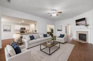 2331 Princess Deanna Ln, Katy, TX 77493 - Photo 2