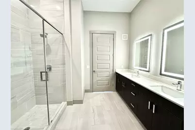 401 W 25th St Street #1247, Houston, TX 77008 - Photo 8