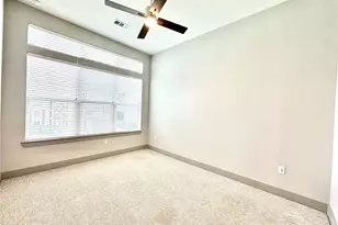 401 W 25th St St, Houston, TX 77008 - Photo 6