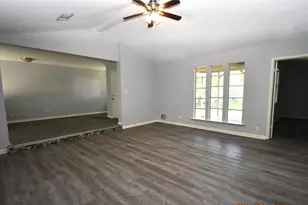 5405 Avenue R, Galveston, TX 77551 - Photo 8