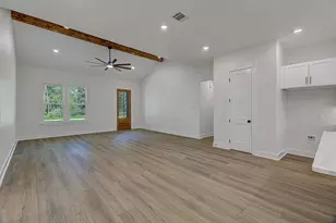 124 County Rd 3015, Dayton, TX 77535 - Photo 12