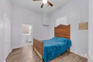 611 S Franklin St, La Grange, TX 78945 - Photo 14