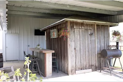 8652 State Highway 111 E, Yoakum, TX 77995 - Photo 20