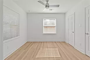 2201 Meadow Ln, La Marque, TX 77568 - Photo 16