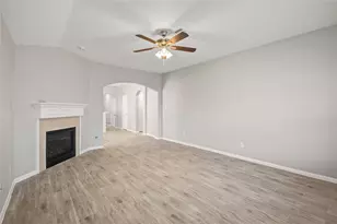 10818 Elgar Ln, Tomball, TX 77375 - Photo 16