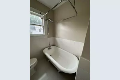 1406-B Columbia Street, Houston, TX 77008 - Photo 10