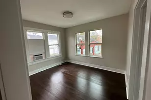 1406-B Columbia St, Houston, TX 77008 - Photo 12