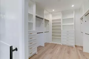 1601 Bonnie Brae St, Houston, TX 77006 - Photo 32