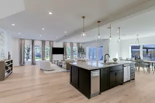 1601 Bonnie Brae St, Houston, TX 77006 - Photo 1