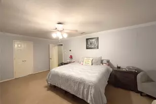 3811 Trent Cove Ln, Pearland, TX 77584 - Photo 10