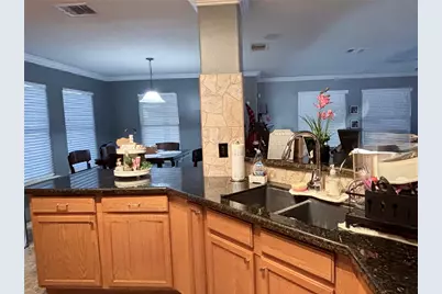 3811 Trent Cove Ln, Pearland, TX 77584 - Photo 6