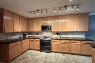 3811 Trent Cove Ln, Pearland, TX 77584 - Photo 4