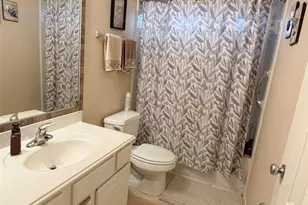 3811 Trent Cove Ln, Pearland, TX 77584 - Photo 16