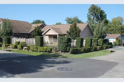 7833 Narcissus Street, Houston, TX 77012 - Photo 6