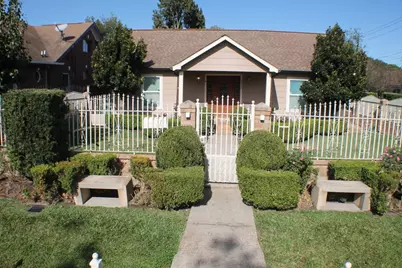 7833 Narcissus Street, Houston, TX 77012 - Photo 2