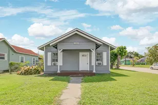 1131 W 2nd St, Freeport, TX 77541 - Photo 2
