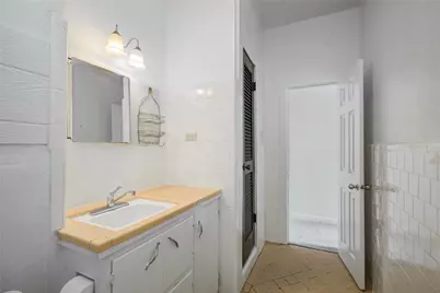 1131 W 2nd Street, Freeport, TX 77541 - Photo 8