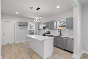 1118 Elliston St, Houston, TX 77023 - Photo 12