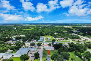 1909 Brooks Ave, Rosenberg, TX 77471 - Photo 12