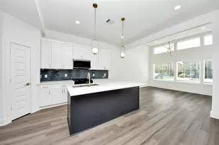 8106 Locksley St, Houston, TX 77078 - Photo 18