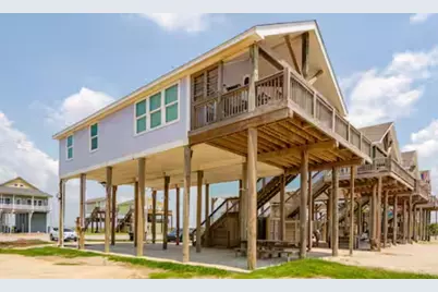 2494 Highway 87, Gilchrist, TX 77617 - Photo 2
